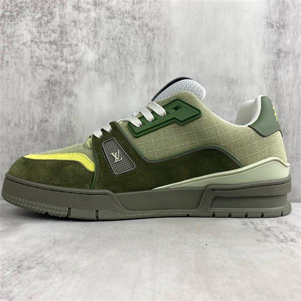 20251128154045622 390